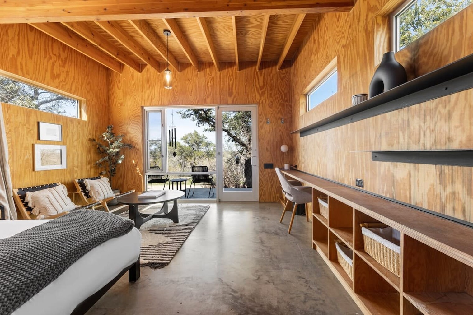 Building Photo - 12041-108 W Ranch Rd 152