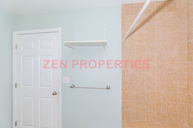 Building Photo - 47-372-372 Kapehe St