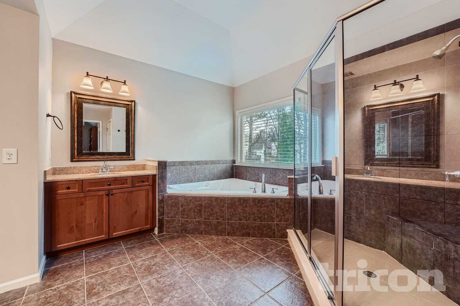 Building Photo - 6660 Granite Gate Pass