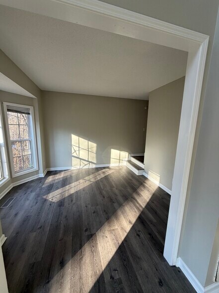 Building Photo - 210 Northridge drive