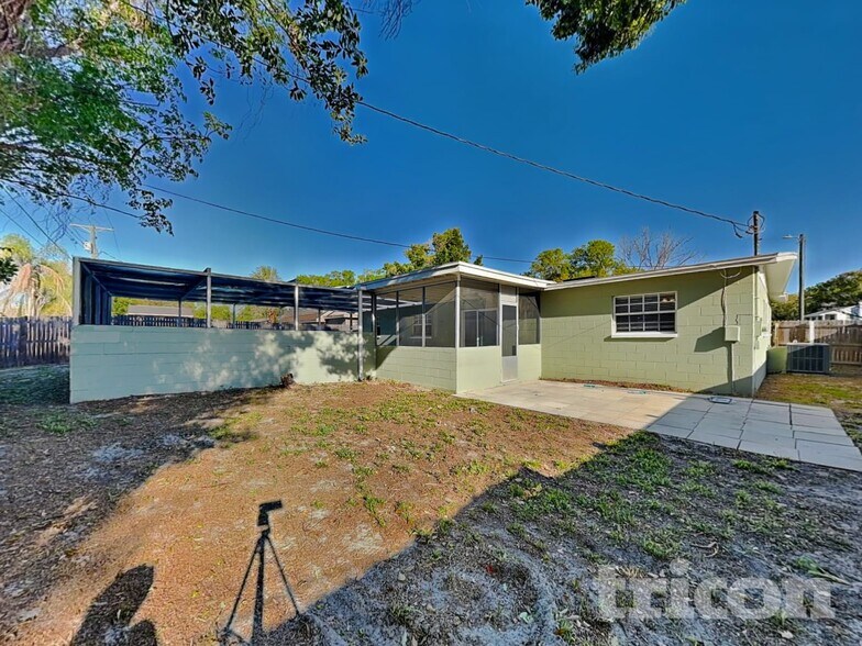 Building Photo - 616 Leisure Ave