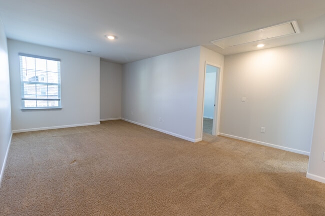 Building Photo - 478 Sapphire Rd