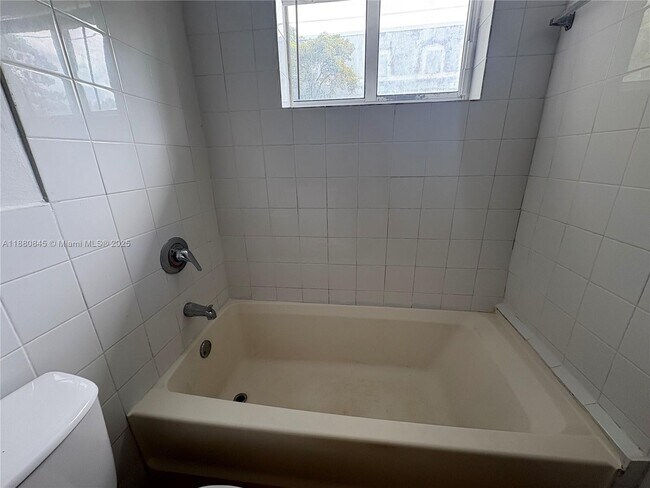 Building Photo - 8045 NE 1st Ave