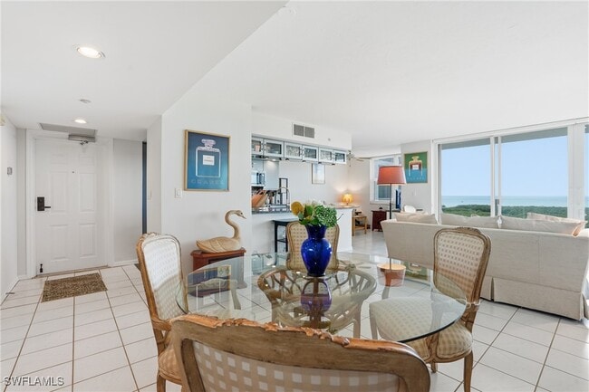 Building Photo - 6101 Pelican Bay Blvd