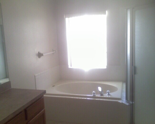 Building Photo - 2424 Cerberus Dr