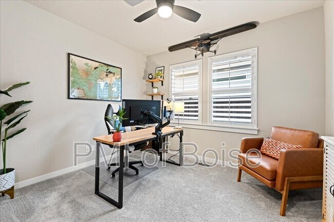 Building Photo - 10238 Hazy Gln Dr