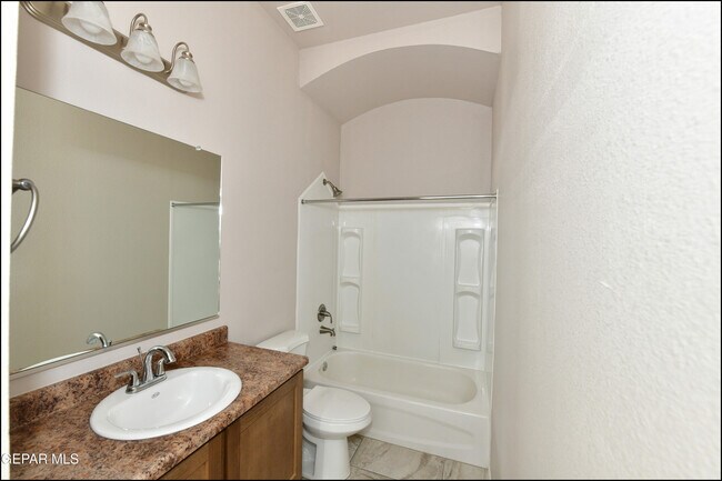 Building Photo - 808 HC Gilbert Minjares Dr