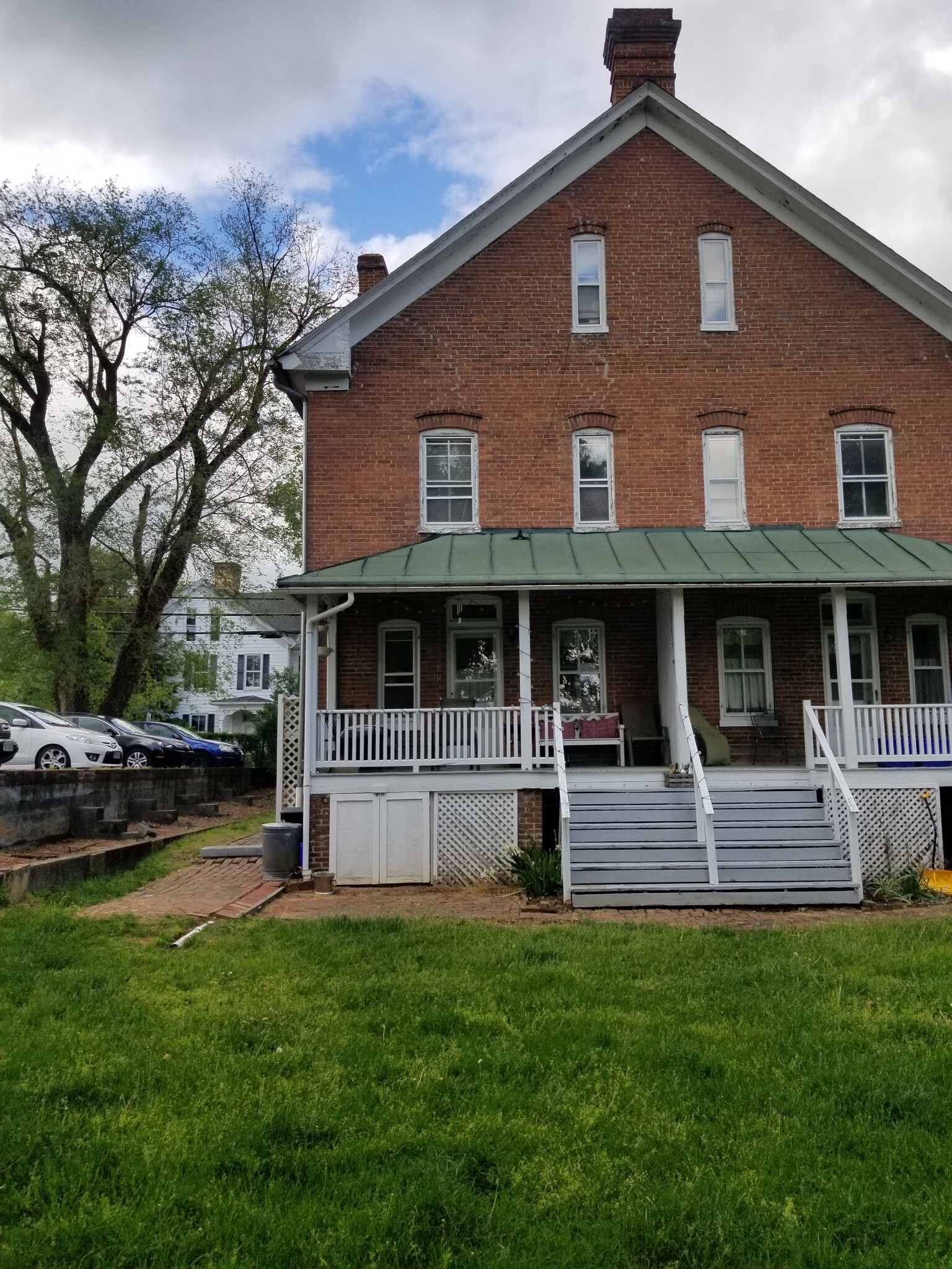 Building Photo - 127-A Peyton Street