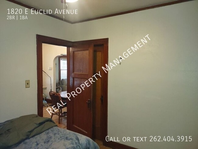 Building Photo - 1820 E Euclid Ave