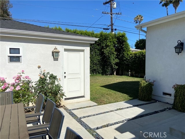 Building Photo - 4470 Stansbury Ave