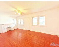 Building Photo - 2149 Alvin St