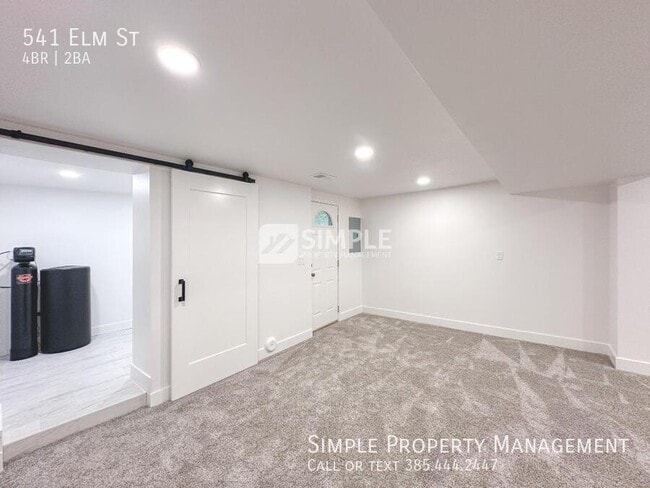 Building Photo - 541 E Elm St