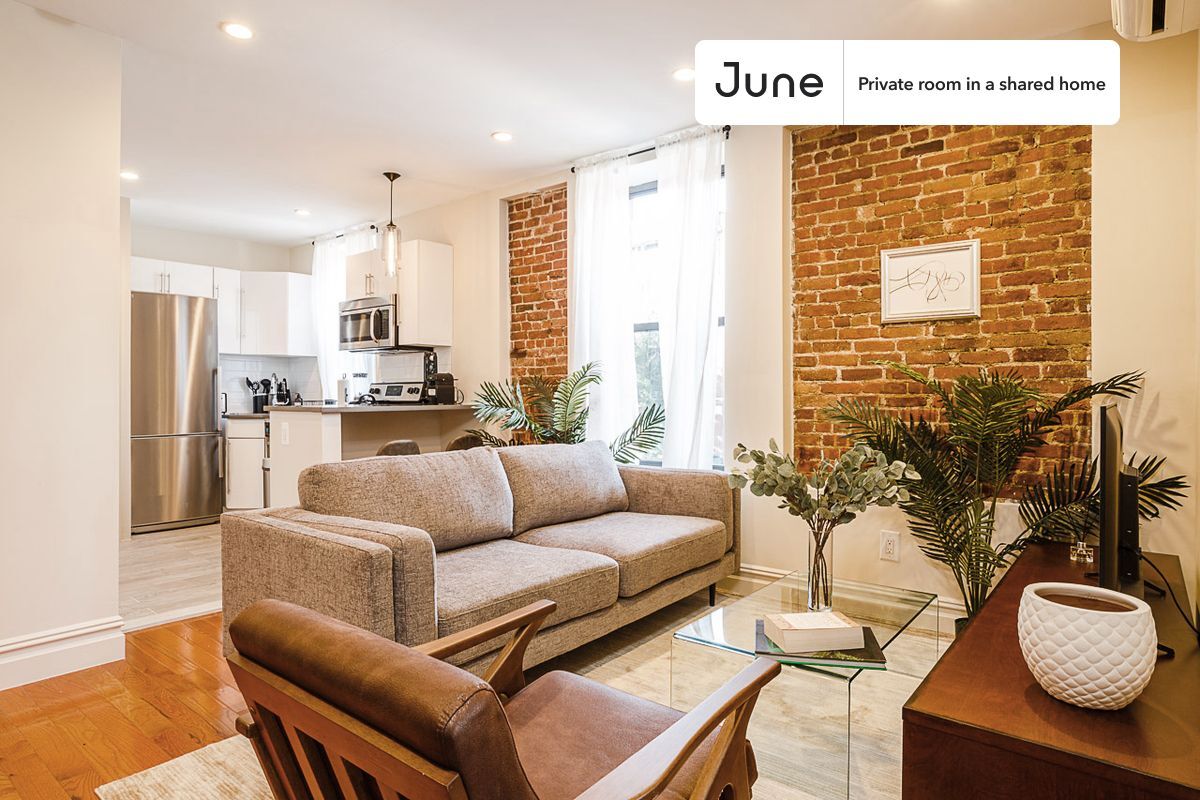 Building Photo - Room in Shared 3 bed/2 bath home in Upper West Side