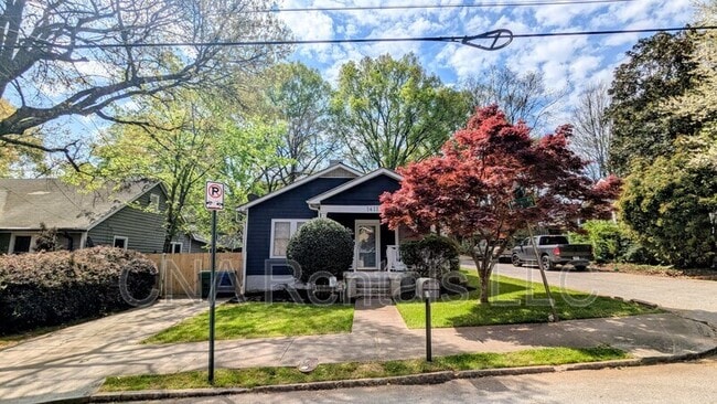 Building Photo - 1411 May Ave SE