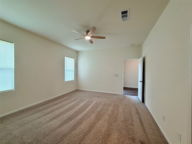 Building Photo - 31238 Williams Lndg St