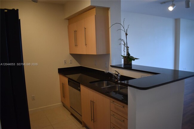 Building Photo - 325 S Biscayne Blvd