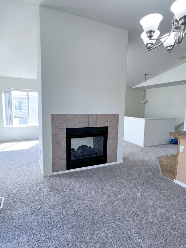 Building Photo - 6614 Whisperwood Park Dr