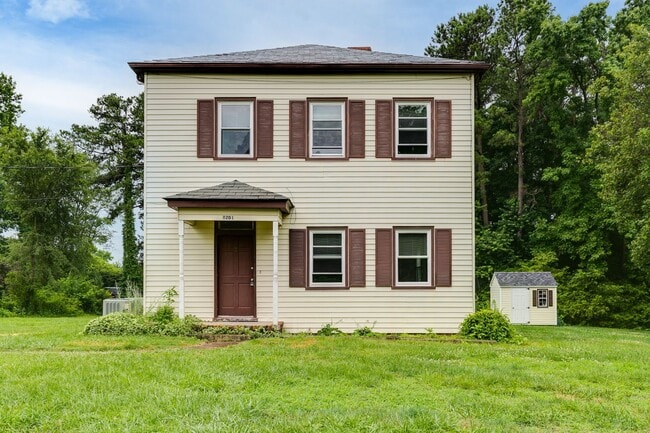 Primary Photo - Large West End Rental off of Three Chopt R...
