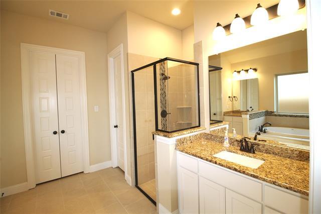 Building Photo - 2410 Rawlins Ln