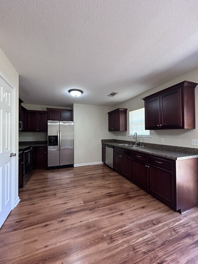 Building Photo - 259 Canterberry Pl