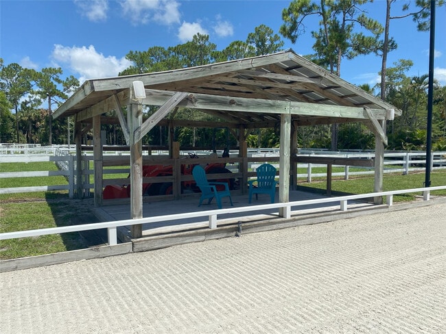 Building Photo - 2315 Deer Run Blvd