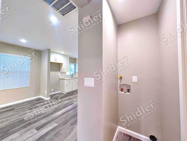 Building Photo - Patio Home with a Fresh Interior