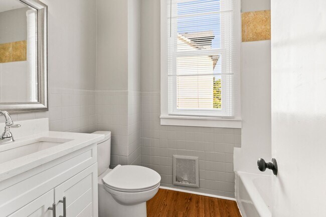 Building Photo - 3940 Arbor