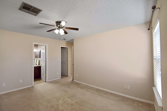 Building Photo - 14229 Poets Rock Ln
