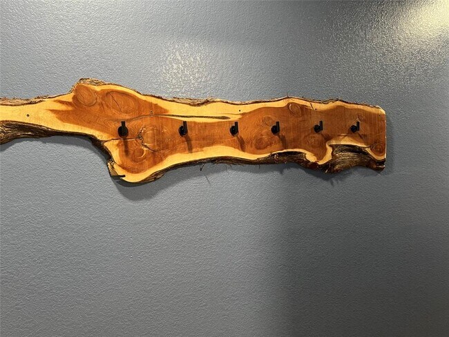 Building Photo - 104 Granville Ct