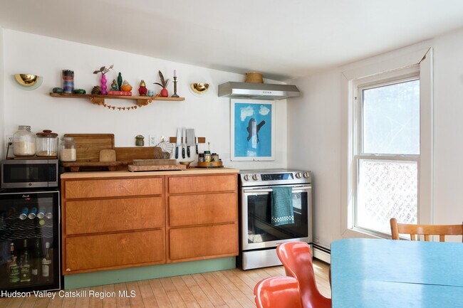 Building Photo - 2640 NY-32