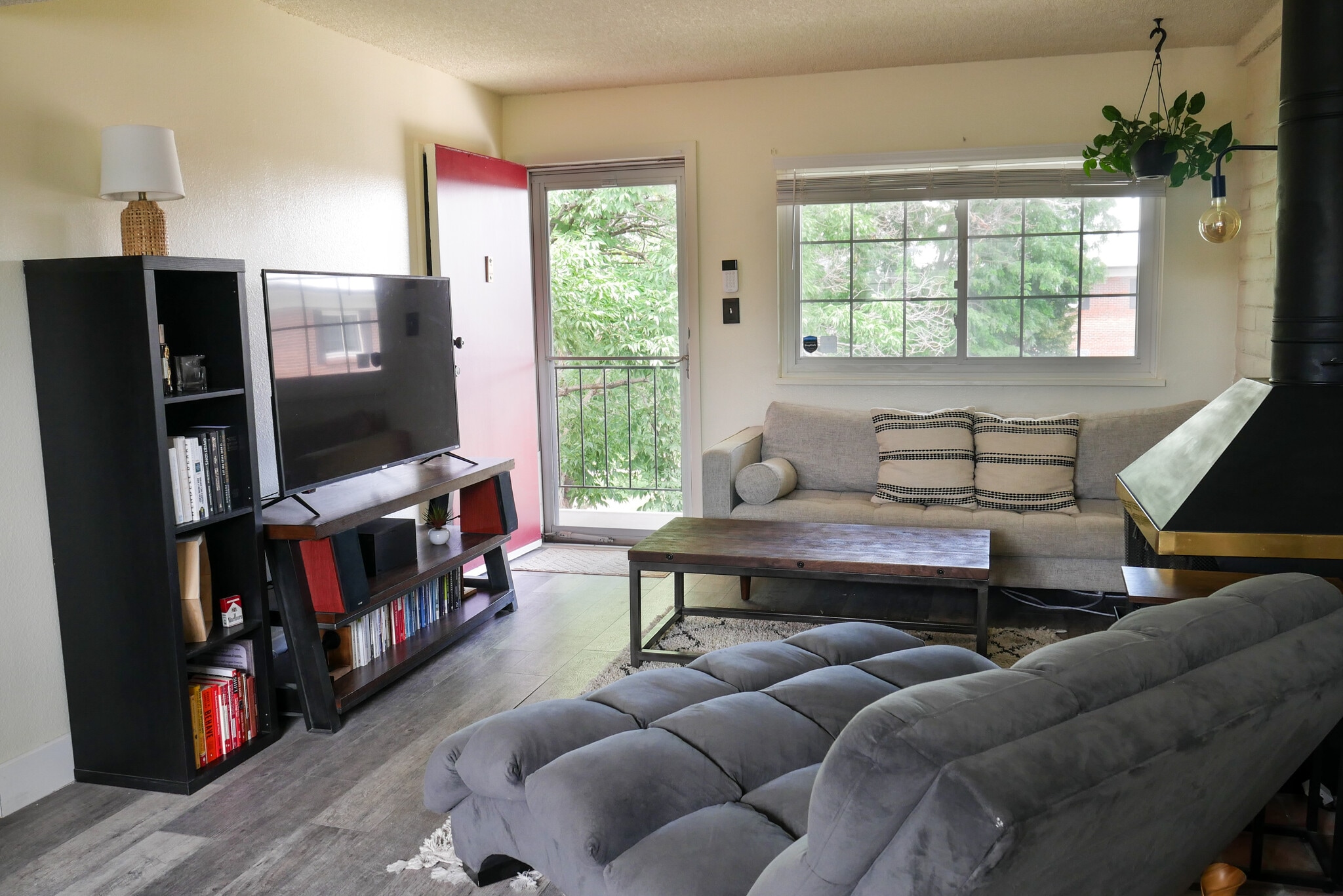 Living Room 3 - 6800 E Tennessee Ave