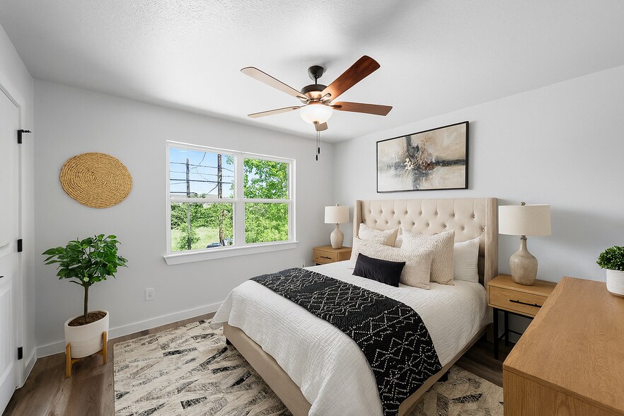 Virtually Staged - 104 S 22nd St