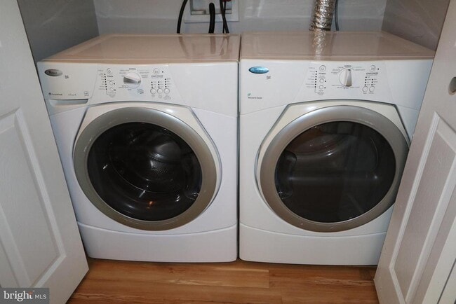 Building Photo - 157 Azalea Ct