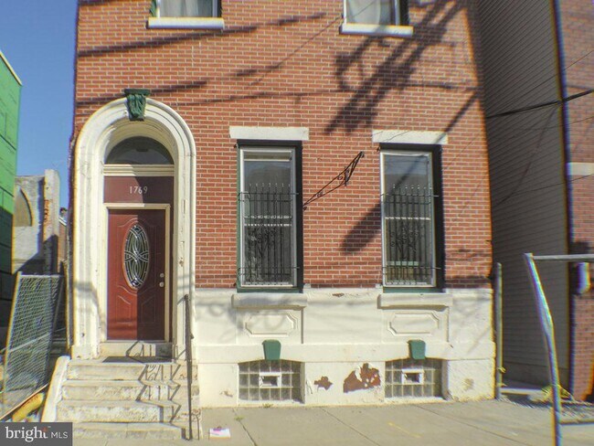 Building Photo - 1769 Frankford Ave