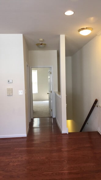 Building Photo - 28 Brewerytown Ct