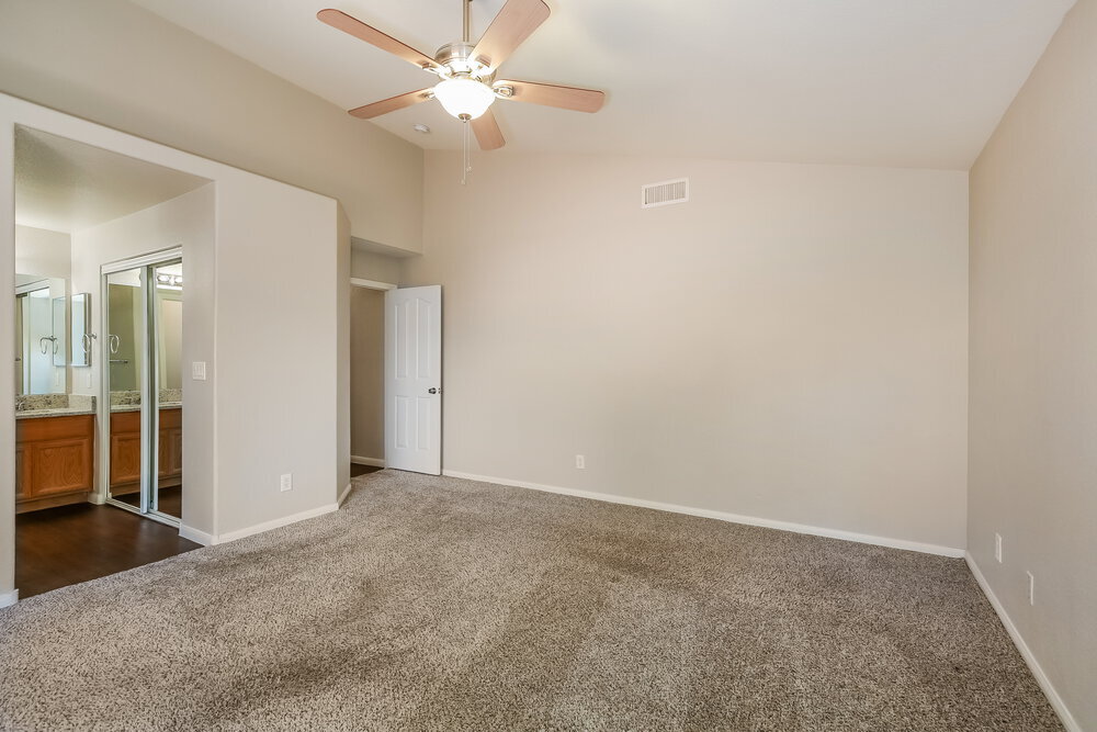 Building Photo - 3110 De Vinci Ct