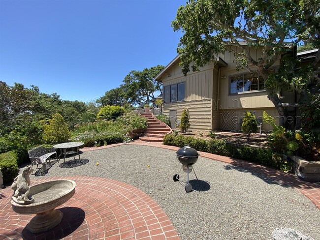 Building Photo - Spacious Four Bed Home in Carmel Hills wit...