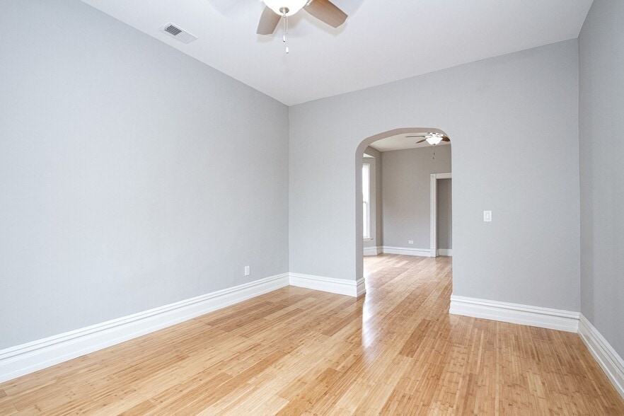 Dining/Living Room - 7132 S Ellis Ave