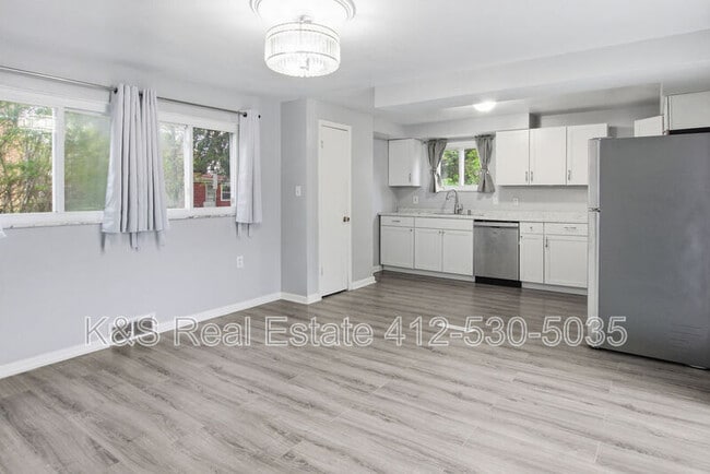 Building Photo - 9608 Frankstown Rd