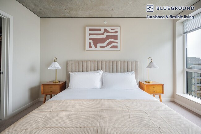 Building Photo - 101 Taylor Ave N