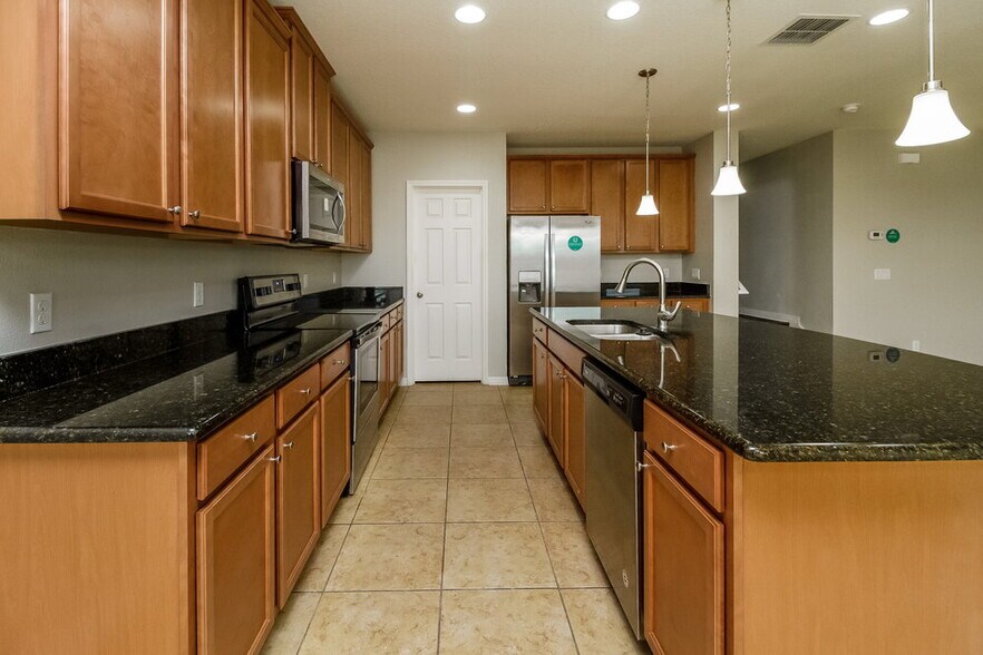 Building Photo - 3205 Turret Dr