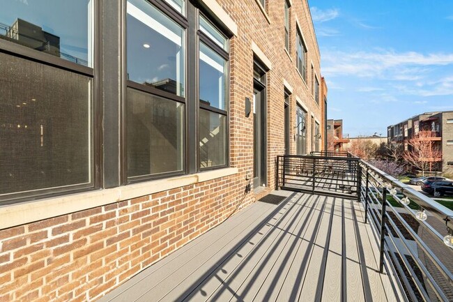 Building Photo - 297 Auden Ave