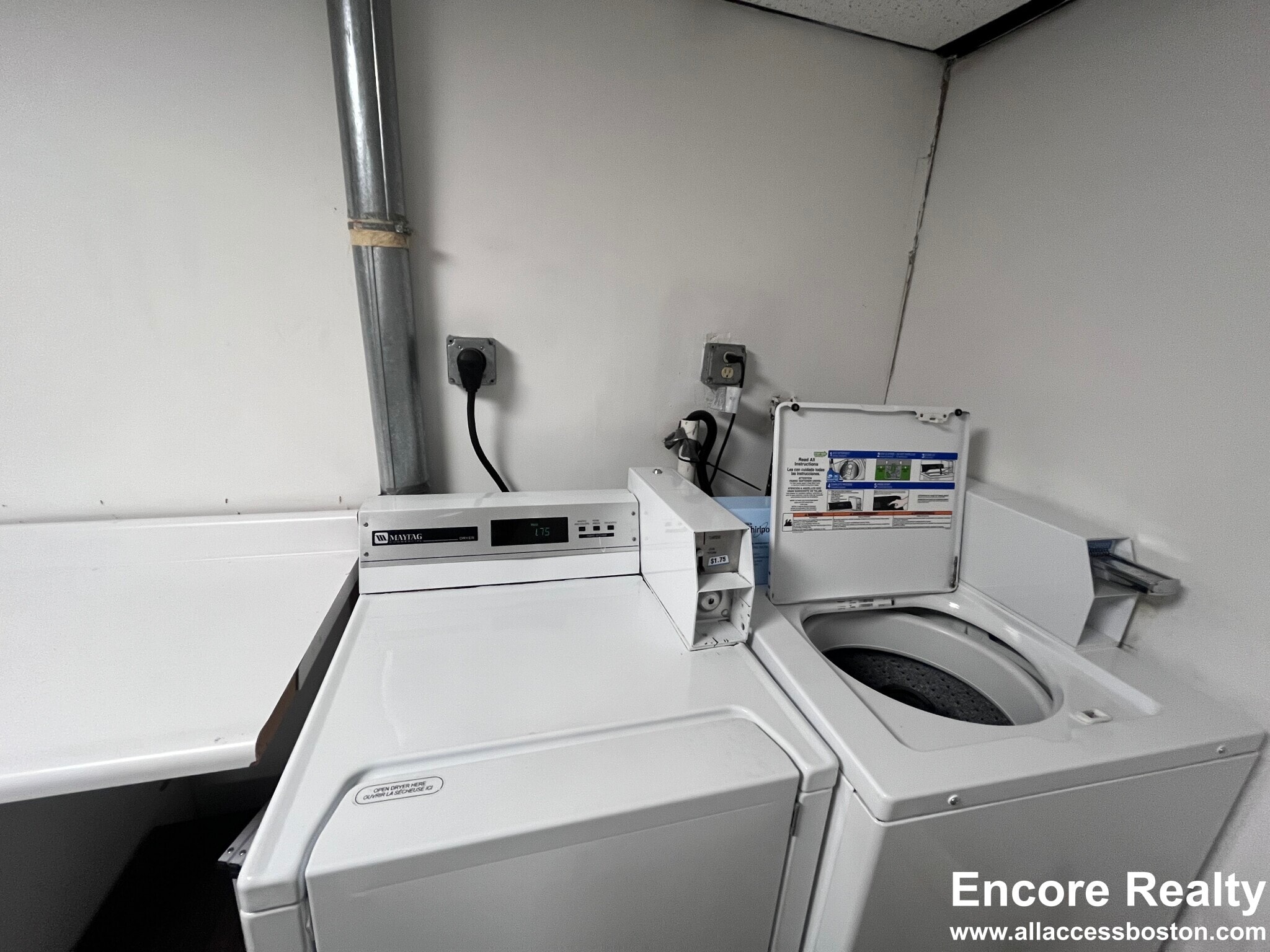 Building Photo - 17 Garrison St