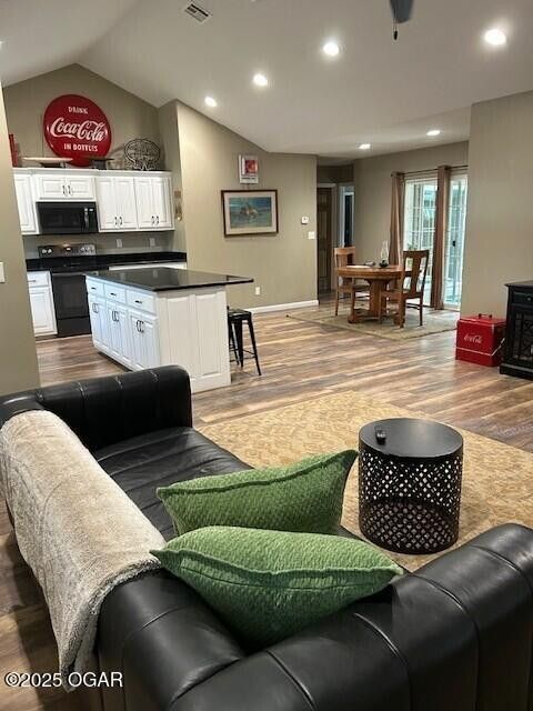 Building Photo - 2501 Murphy Ave