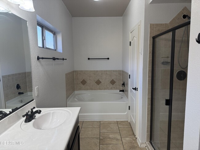 Building Photo - 14612 Ava Leigh