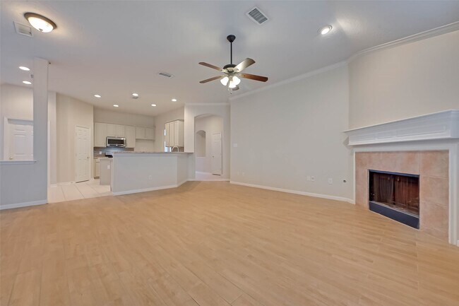 Building Photo - 206 N Wynnoak Cir