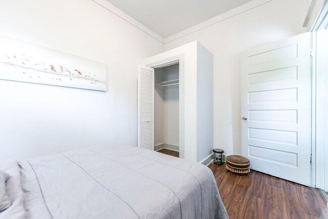 Building Photo - 1475 3rd St