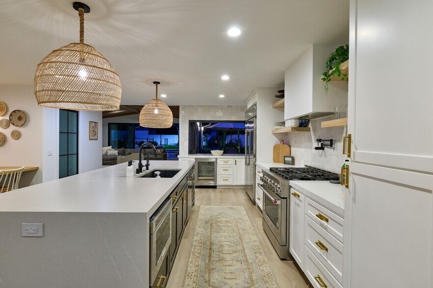 Building Photo - 2140 Mountain Vista Dr
