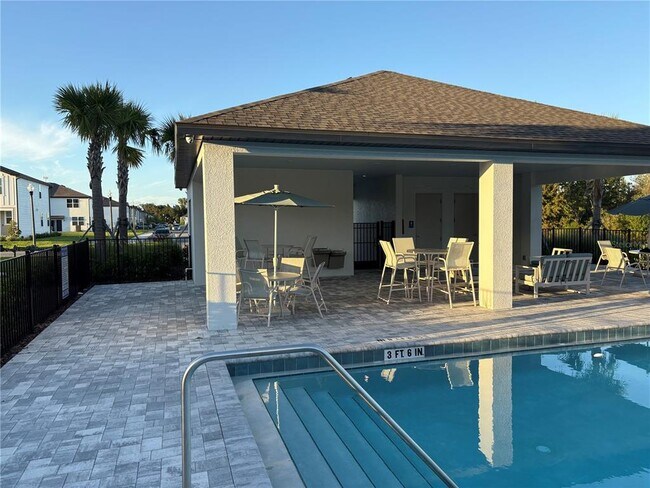 Building Photo - 3609 Spire Dr