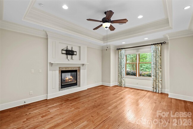 Building Photo - 8994 Azalea Rd